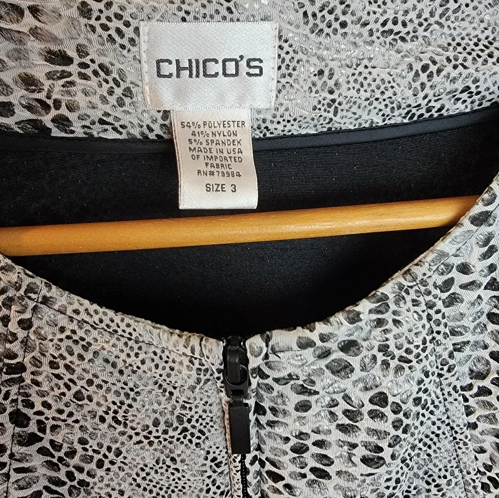 Chico’s 3 Black White Faux‎ Snakeskin Cropped Jacket